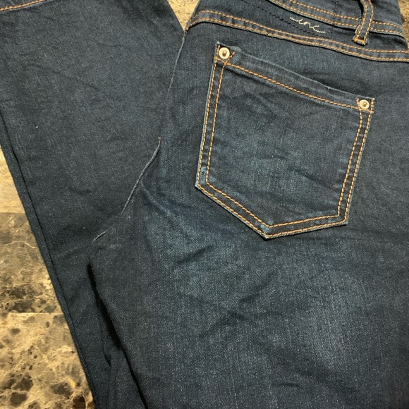 Jeans - Picture 2 of 2